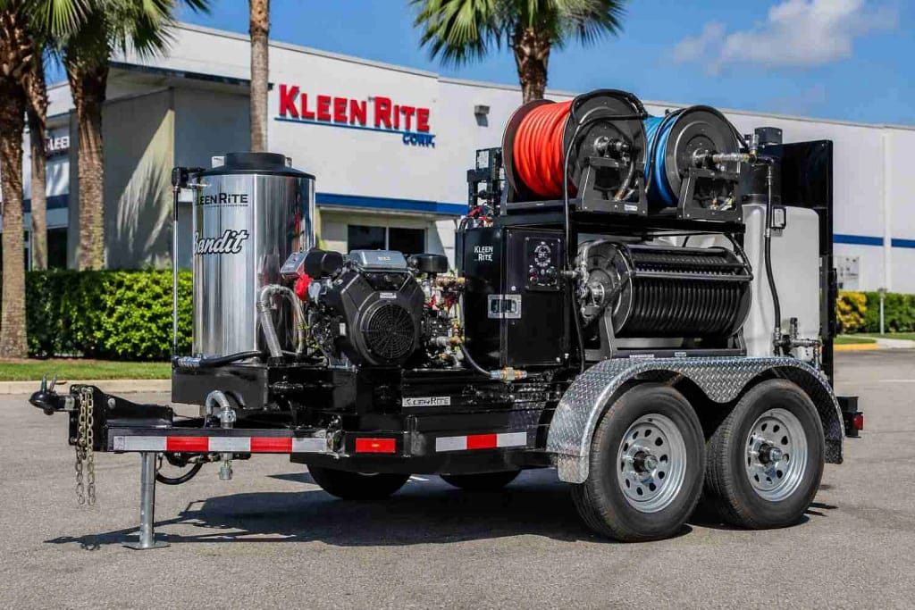 Commercial grade hot water pressure washing trailer unit in Miami FL