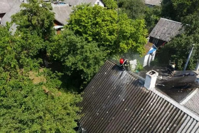 LZ Pressure Cleaning roof cleaning and soft washing services - Miami
